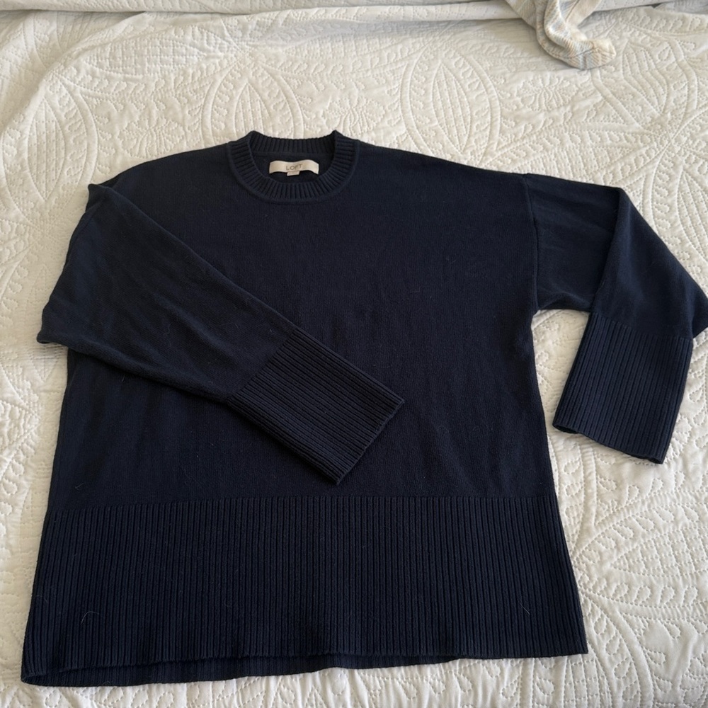 LOFT Women’s Dark Blue Crewneck Sweater - Picture 2 of 11